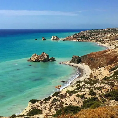 2 Bedroom Townhouse, Close To Paphos Harbour, Use Of Onsite Facilities Екстер'єр фото