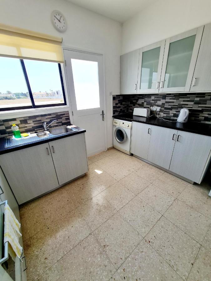 2 Bedroom Townhouse, Close To Harbour, Use Of Onsite Facilities Apartment *